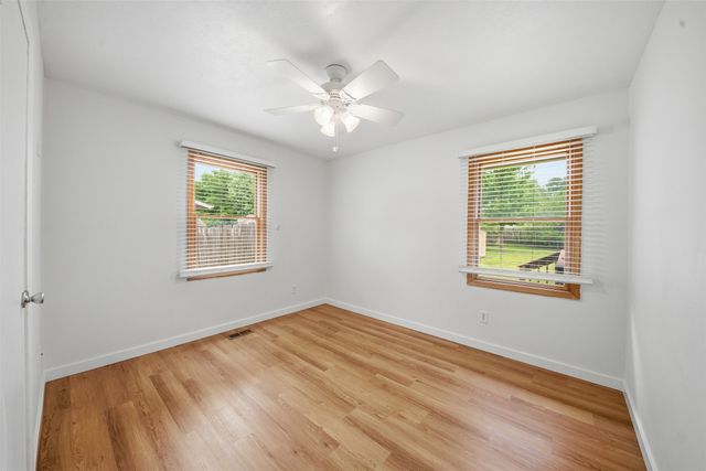 655 3rd Street, Waukee, IA 50263