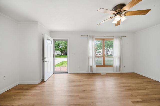 655 3rd Street, Waukee, IA 50263