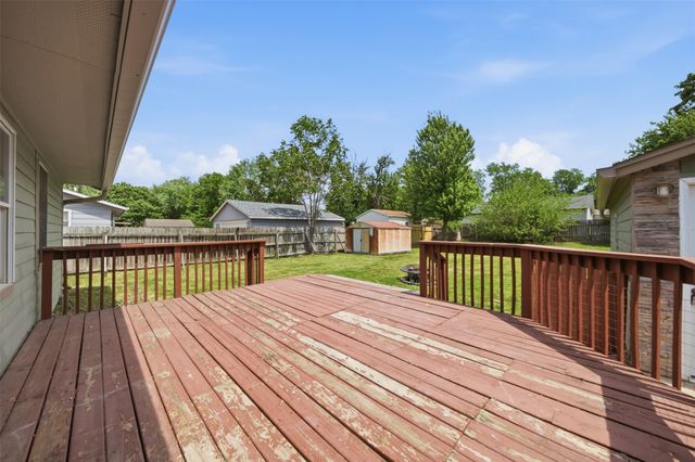 655 3rd Street, Waukee, IA 50263