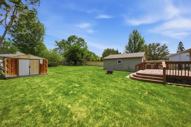 655 3rd Street, Waukee, IA 50263