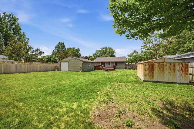 655 3rd Street, Waukee, IA 50263