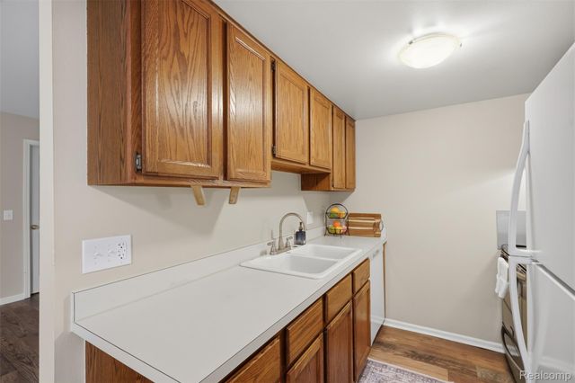 27729 Harrison Woods Lane, Harrison Charter Township, MI 48045