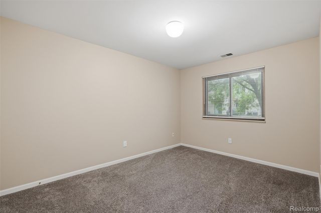 27729 Harrison Woods Lane, Harrison Charter Township, MI 48045