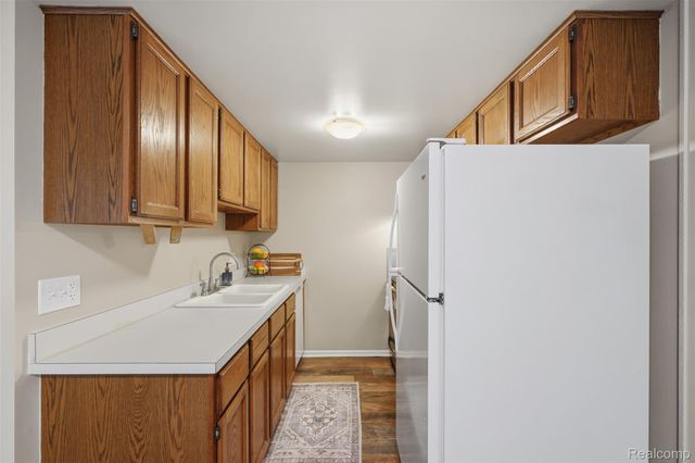 27729 Harrison Woods Lane, Harrison Charter Township, MI 48045