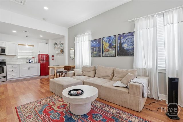 521 W 37th Street, Savannah, GA 31415