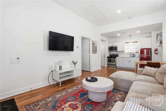 521 W 37th Street, Savannah, GA 31415