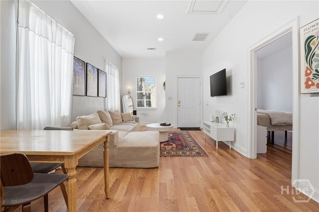 521 W 37th Street, Savannah, GA 31415