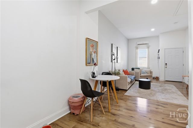 521 W 37th Street, Savannah, GA 31415