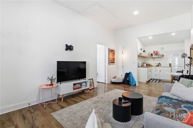 521 W 37th Street, Savannah, GA 31415