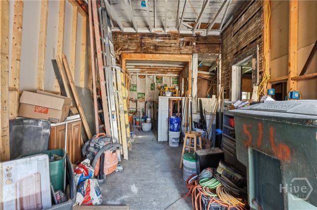 521 W 37th Street, Savannah, GA 31415