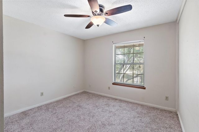 3122 Camelot Drive 33, Bryan, TX 77802
