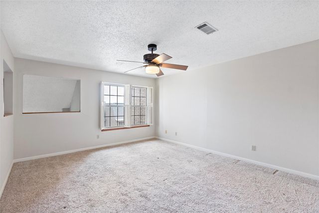 3122 Camelot Drive 33, Bryan, TX 77802