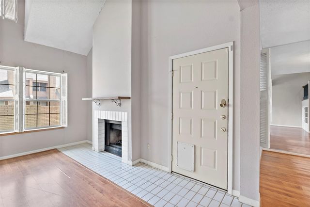 3122 Camelot Drive 33, Bryan, TX 77802