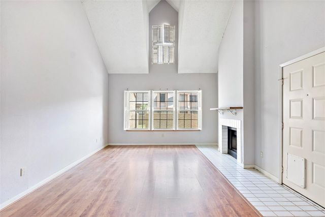 3122 Camelot Drive 33, Bryan, TX 77802