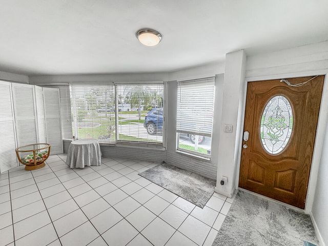 1009 SE 15th Street, Deerfield Beach, FL 33441