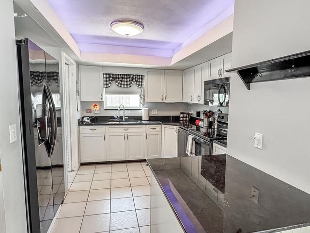 1009 SE 15th Street, Deerfield Beach, FL 33441