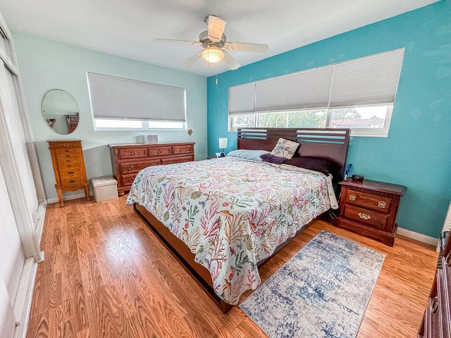 1009 SE 15th Street, Deerfield Beach, FL 33441