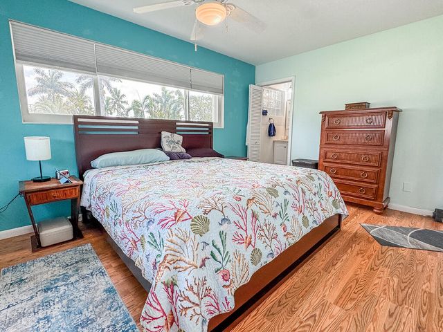 1009 SE 15th Street, Deerfield Beach, FL 33441