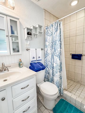 1009 SE 15th Street, Deerfield Beach, FL 33441