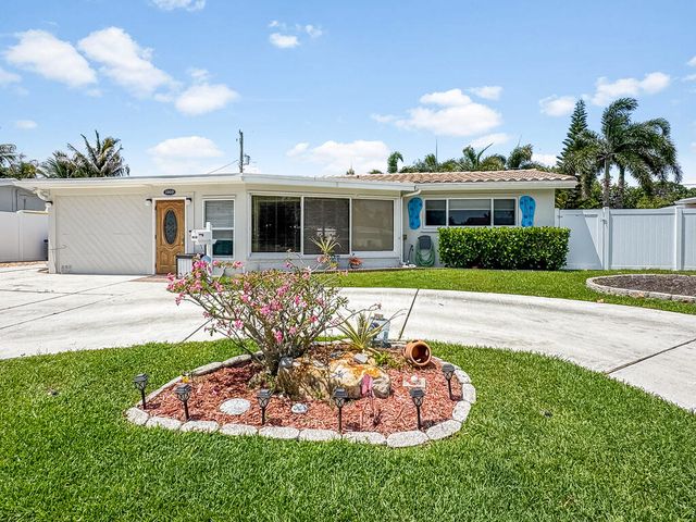 1009 SE 15th Street, Deerfield Beach, FL 33441