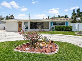 1009 SE 15th Street, Deerfield Beach, FL 33441