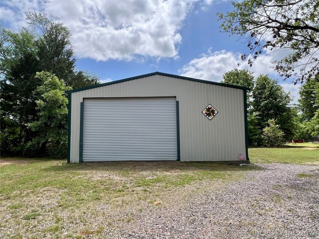 5377 McDuffee Road, Kingston, OK 73439
