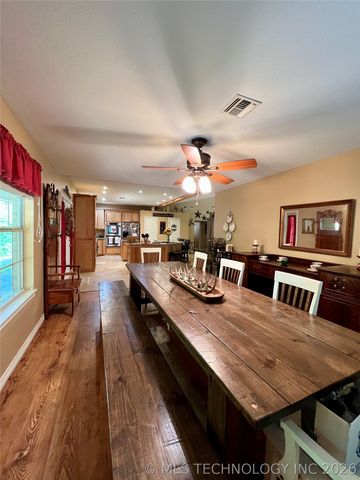 5377 McDuffee Road, Kingston, OK 73439