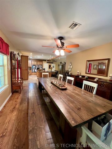 5377 McDuffee Road, Kingston, OK 73439