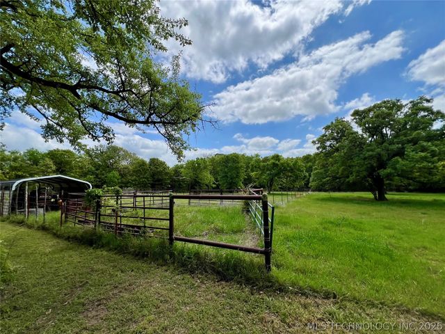 5377 McDuffee Road, Kingston, OK 73439