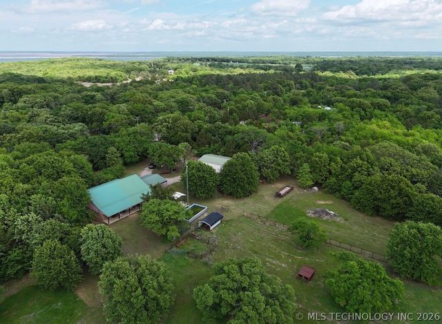 5377 McDuffee Road, Kingston, OK 73439