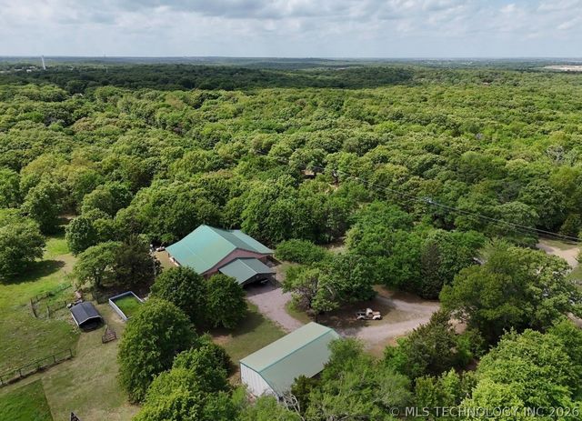 5377 McDuffee Road, Kingston, OK 73439