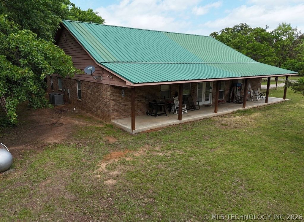 5377 McDuffee Road, Kingston, OK 73439