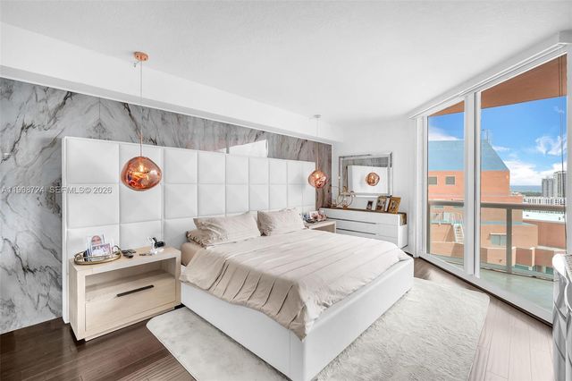 3370 E Hidden Bay Dr 2407, Aventura, FL 33180