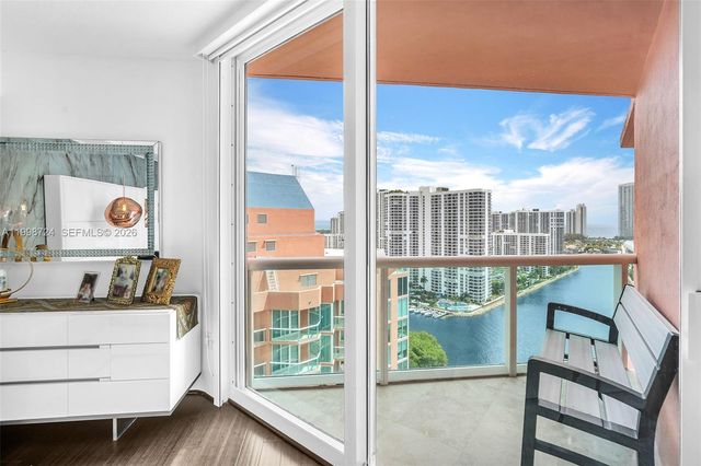 3370 E Hidden Bay Dr 2407, Aventura, FL 33180