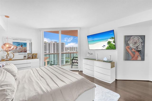 3370 E Hidden Bay Dr 2407, Aventura, FL 33180