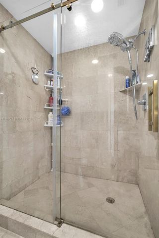 3370 E Hidden Bay Dr 2407, Aventura, FL 33180