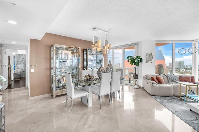 3370 E Hidden Bay Dr 2407, Aventura, FL 33180