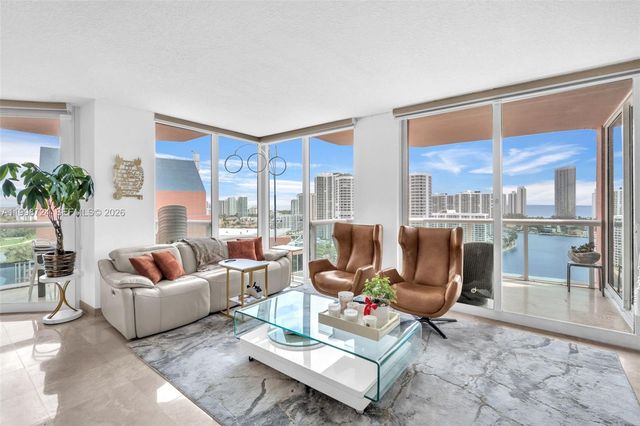 3370 E Hidden Bay Dr 2407, Aventura, FL 33180