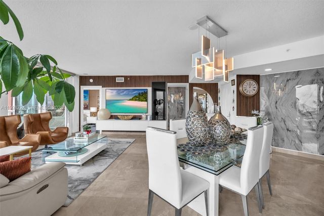 3370 E Hidden Bay Dr 2407, Aventura, FL 33180