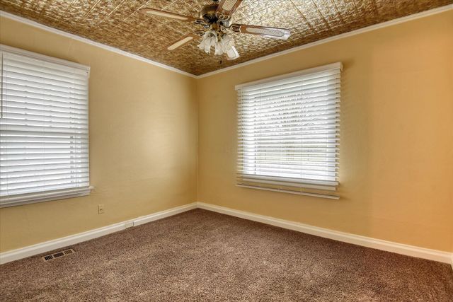 4107 E 2nd Ave, Spokane, WA 99202