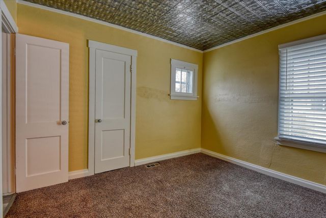 4107 E 2nd Ave, Spokane, WA 99202