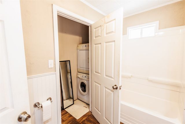 202 N Sycamore, Malone, TX 76660