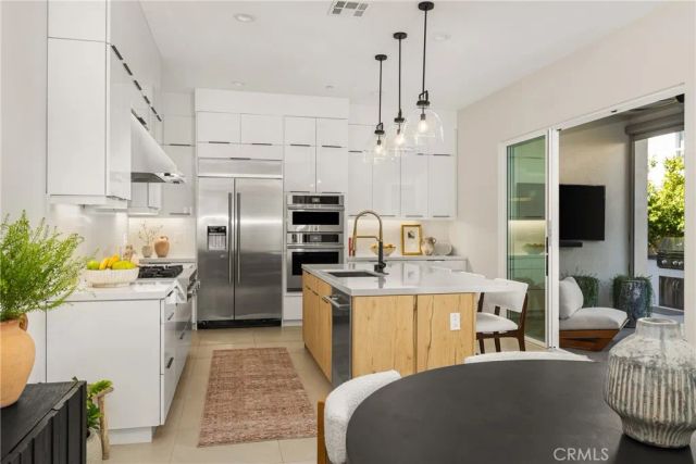 211 Brackens, Lake Forest, CA 92630