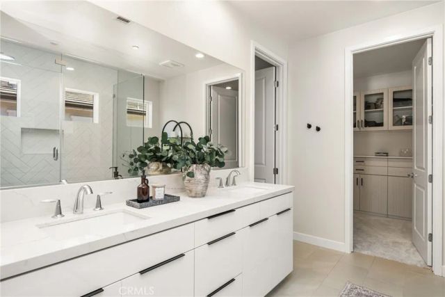 211 Brackens, Lake Forest, CA 92630