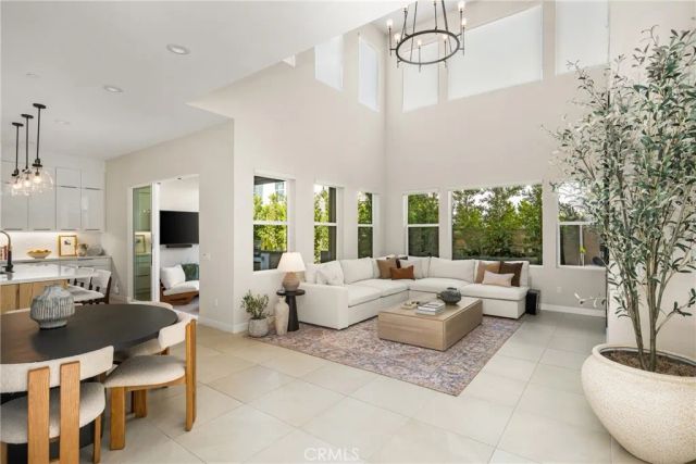 211 Brackens, Lake Forest, CA 92630