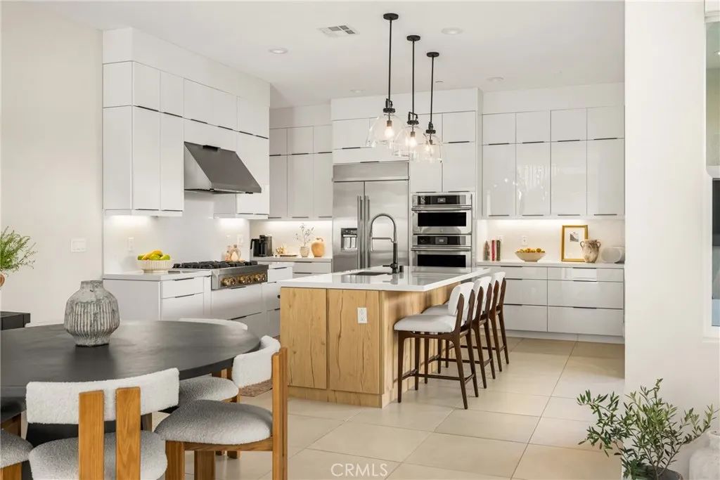 211 Brackens, Lake Forest, CA 92630