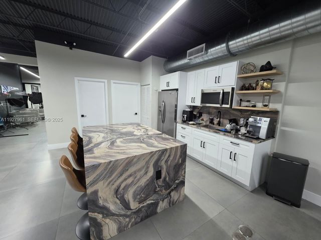 2429 Davie Blvd, Fort Lauderdale, FL 33312