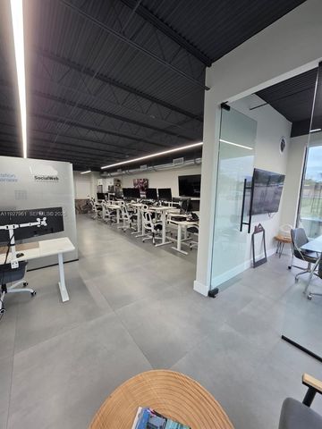 2429 Davie Blvd, Fort Lauderdale, FL 33312