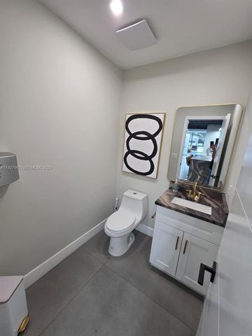 2429 Davie Blvd, Fort Lauderdale, FL 33312