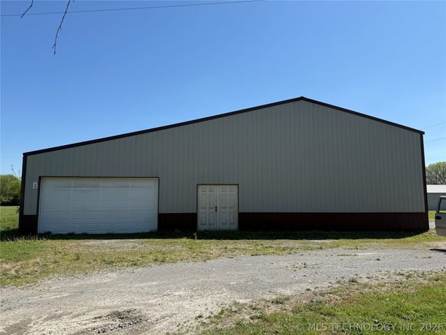 2212 N Highway 69 Highway, Pryor, OK 74361